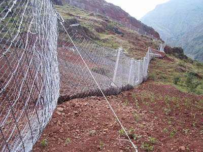 華海源邊坡防護網屢次成功中標山區高速公路工程